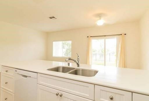 /static/images/house/11644/8f6f864748f8cc96505a1677dcce37fc.jpg