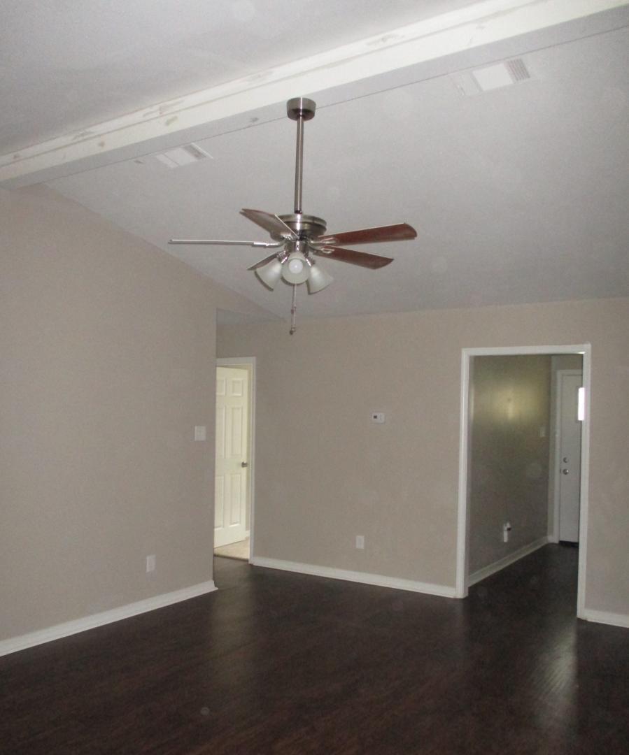 /static/images/house/13284/6b86a1bc5f6d4b660a64d192a00c219b.jpg