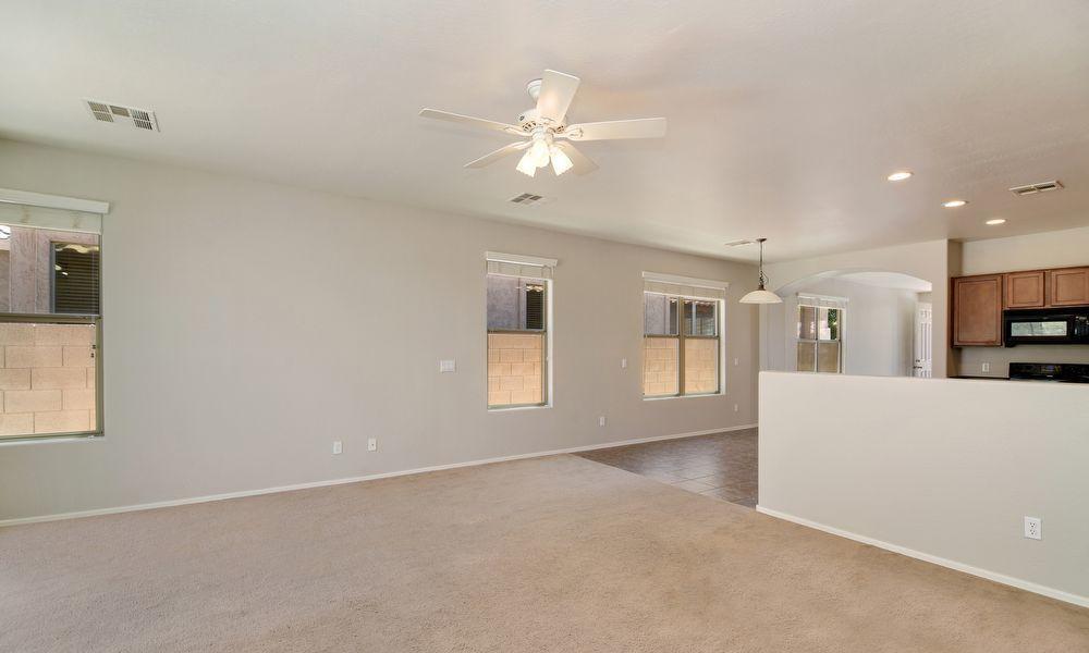 /static/images/house/13680/e388e3ae4a9037428a27650fd61a6891.jpg