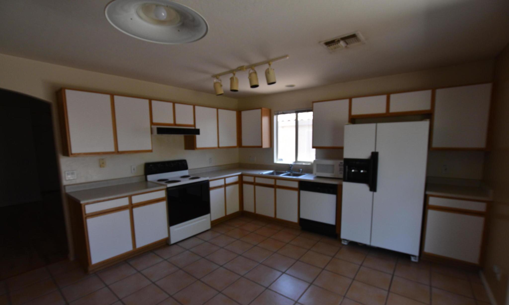 /static/images/house/14071/3e16790939a1a1b07dc8dfd08487d697.jpg