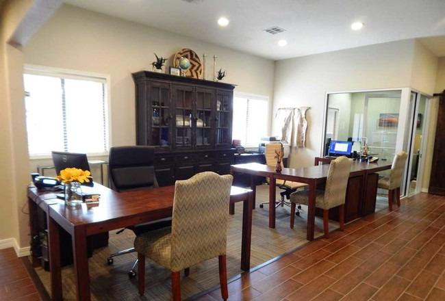 /static/images/house/16141/896f2a13242ac5be025f7fba21a96453.jpg