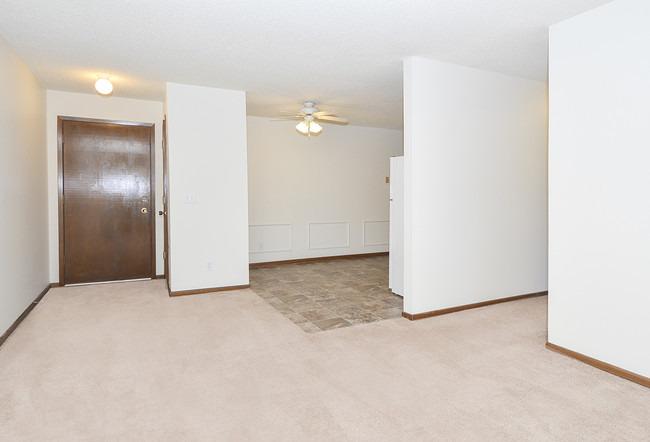 /static/images/house/16585/cea5bb2b3d6846c5c2fd4a9ea213f40f.jpg