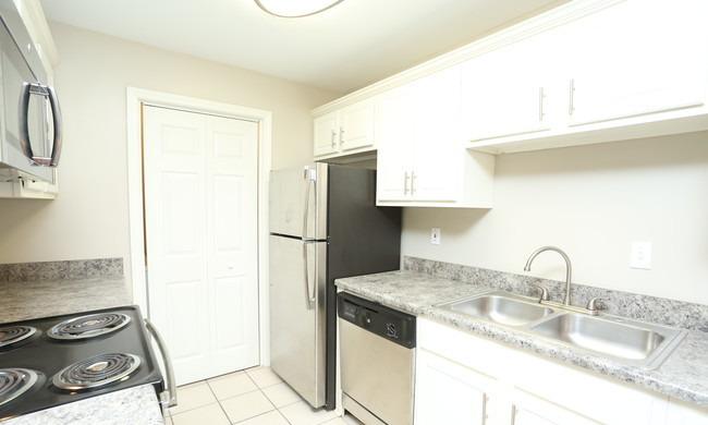 /static/images/house/16951/a9c89a3e7eb42953905c4fcda11a13bf.jpg