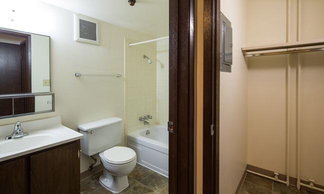 /static/images/house/18401/5ca8edf7218975dfa70307f916716348.jpg