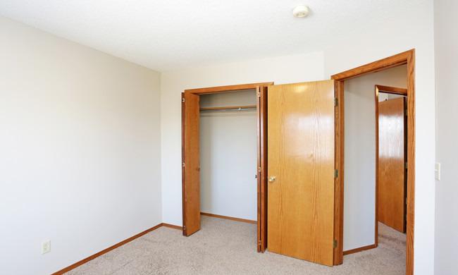 /static/images/house/22980/1b031960d6e0f39947e2bffebf9b3066.jpg