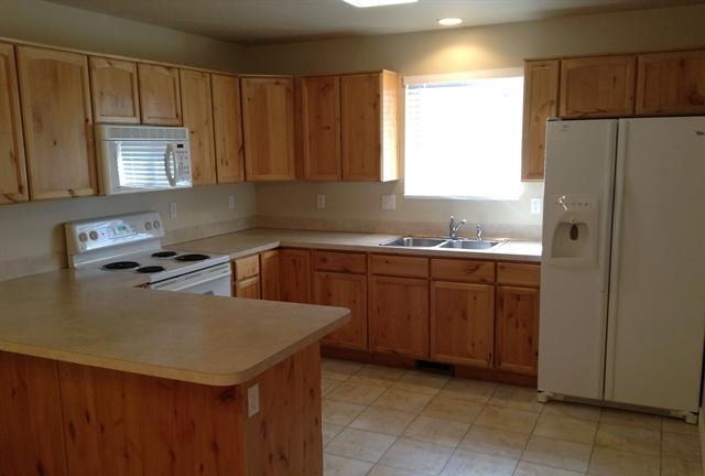 /static/images/house/2312/eef67346e0743bf1c934ada099722b76.jpg
