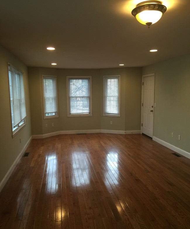 /static/images/house/24858/6c6b106ec92abb5fc08aa7b7e0d060a9.jpg