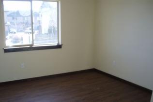 /static/images/house/27968/17a3c0a542de9f5064752db4a3b11755.jpg
