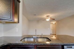 /static/images/house/33038/b3f657ab06e5a3a68bc2dbb74b564cb7.jpg