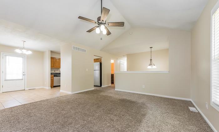 /static/images/house/7513/325cdaf64a47c2403a9d3ee52ad3d834.jpg